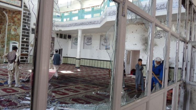 الدولة الإسلامية تعلن مسؤوليتها عن هجوم على مسجد للشيعة في أفغانستان