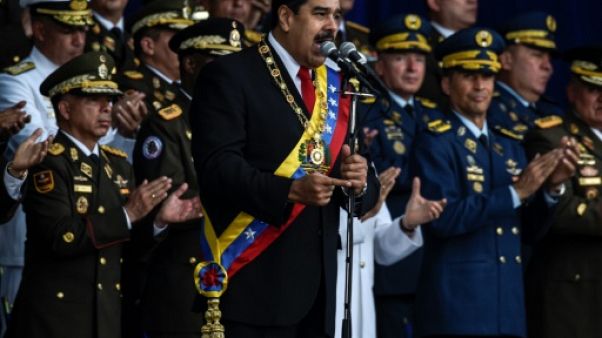 Venezuela: Maduro dit avoir échappé à un attentat et accuse le président colombien Venezuela: Maduro dit avoir échappé à un attentat et accuse le président colombien