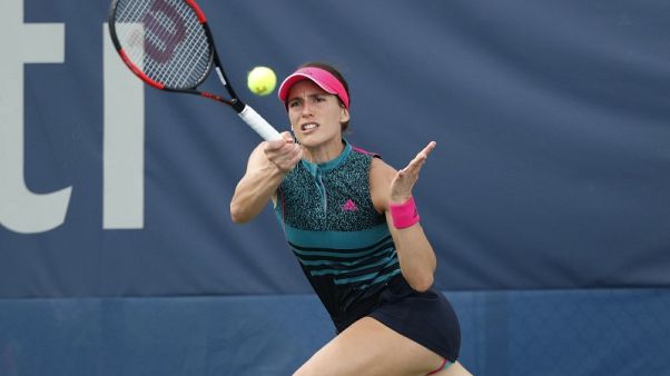 Kuznetsova mauls Petkovic to breeze into final Kuznetsova mauls Petkovic to breeze into final