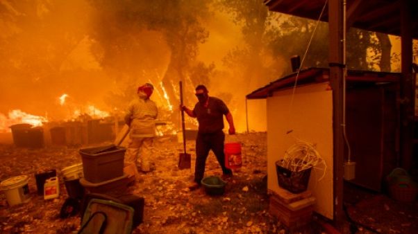 Un septième mort dans les incendies en Californie Un septième mort dans les incendies en Californie
