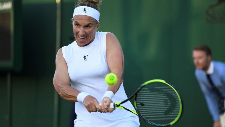 Tennis - Kuznetsova survives four match points to win in Washington