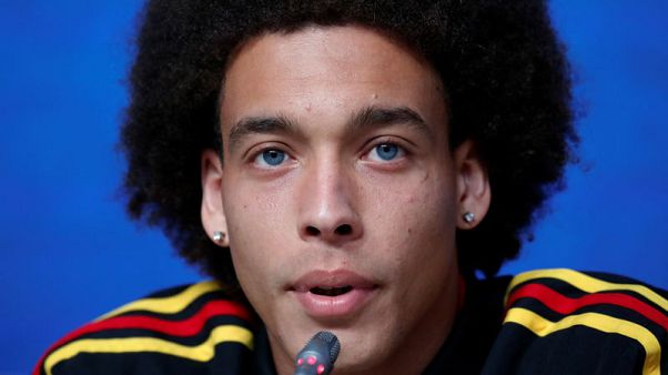 فيتسل لاعب وسط بلجيكا ينضم إلى دورتموند فيتسل لاعب وسط بلجيكا ينضم إلى دورتموند