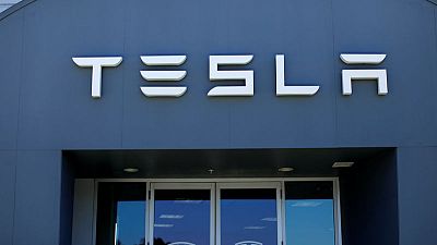 Saudi sovereign fund builds 3 to 5 percent stake in Tesla - FT