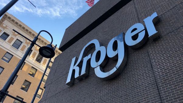 Old-line Kroger shows new moves in grocery delivery drive Old-line Kroger shows new moves in grocery delivery drive