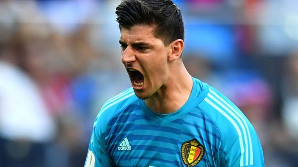 ريال مدريد يتعاقد مع كورتوا حارس تشيلسي ريال مدريد يتعاقد مع كورتوا حارس تشيلسي