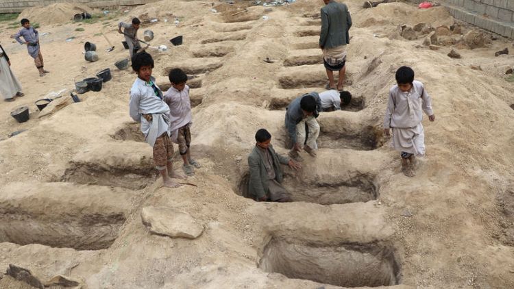 Coalition announces Yemen air raid probe, Houthis report 40 children killed