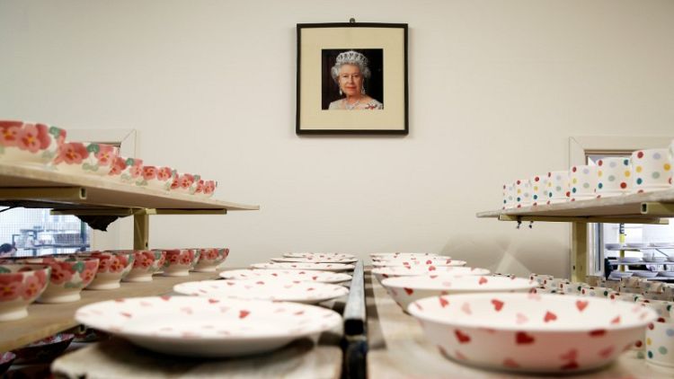استراليون يطلبون صورا مجانية للملكة إليزابيث