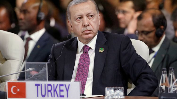 أردوغان يقول إنه سيدافع عن تركيا في مواجهة هجمات اقتصادية