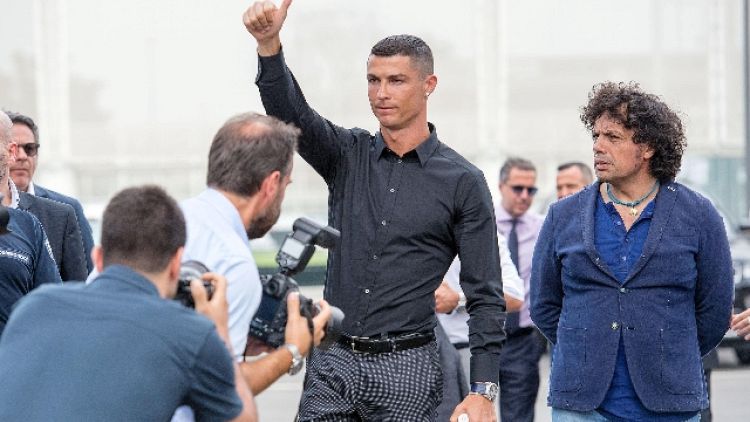 Fisco Spagna restituisce 2 mln a Ronaldo