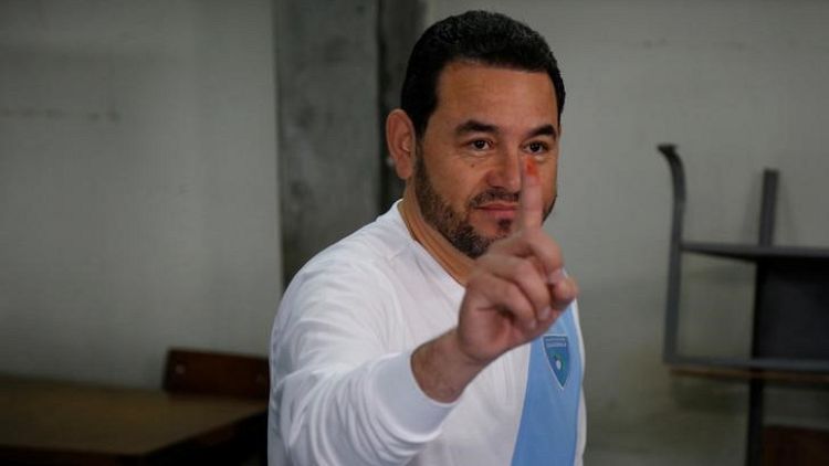 الادعاء يحاول مرة أخرى رفع الحصانة عن رئيس جواتيمالا