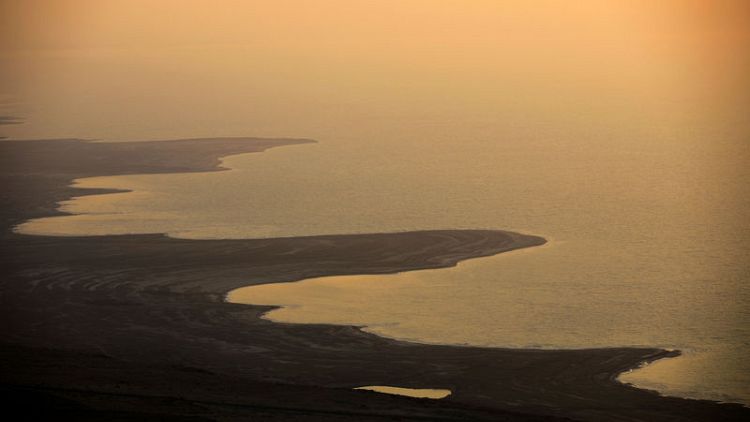 Israel seeks early re-tender of mining rights to shore up Dead Sea