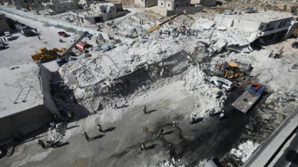 Syrie: 39 civils dont des enfants tués dans l'explosion d'un dépôt d'armes Syrie: 39 civils dont des enfants tués dans l'explosion d'un dépôt d'armes