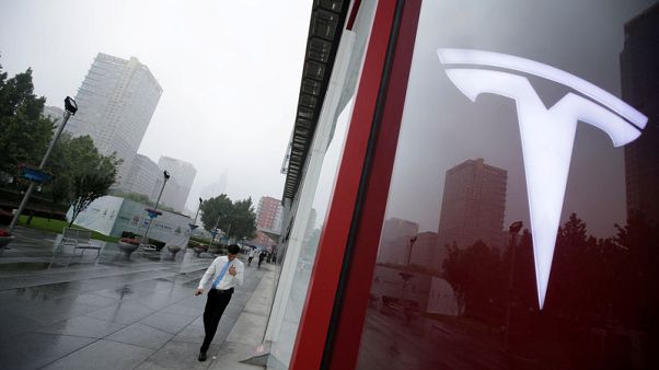 Tesla short sellers trim exposure but stay the course Tesla short sellers trim exposure but stay the course