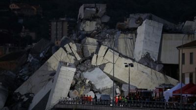 Catastrophe de Gênes: les sauveteurs à l'oeuvre toute la nuit