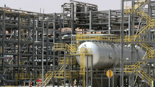 بيانات: السعودية تحل محل العراق كأكبر مورد للنفط إلى الهند في يوليو بيانات: السعودية تحل محل العراق كأكبر مورد للنفط إلى الهند في يوليو