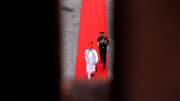 رئيس الوزراء: الهند سترسل أول مهمة مأهولة للفضاء بحلول 2022 رئيس الوزراء: الهند سترسل أول مهمة مأهولة للفضاء بحلول 2022