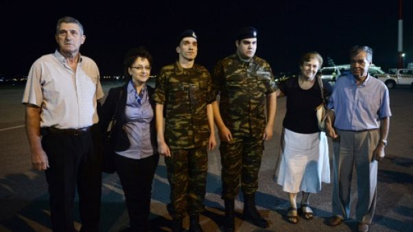 Retour en Grèce de deux soldats libérés d'une prison turque Retour en Grèce de deux soldats libérés d'une prison turque