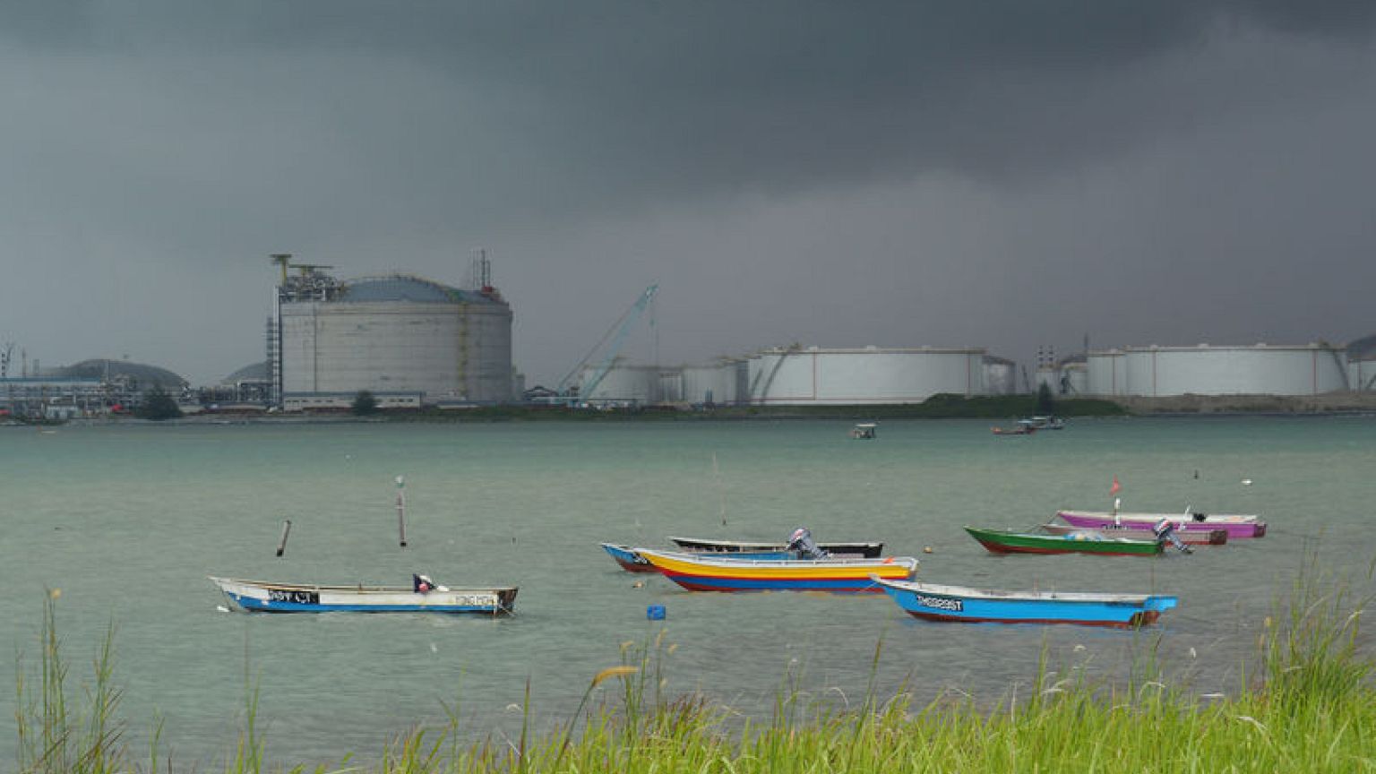 Slowdowns in China and India eat away at Asian oil demand