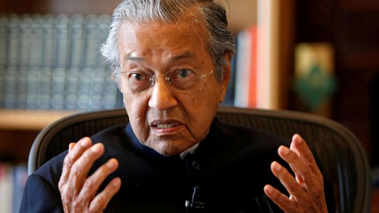 Malaysia PM approval rating at 71 percent but concern over race, religion seen growing