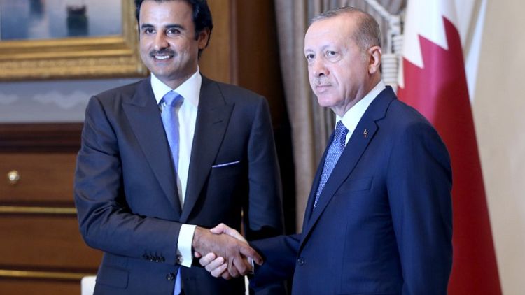 مكتب أردوغان: أمير قطر يتعهد باستثمارات مباشرة بقيمة 15 مليار دولار في تركيا