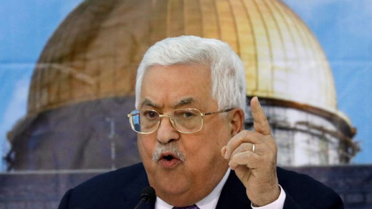 عباس يتعهد بمواصلة التصدي للاستيطان الإسرائيلي ويشكك في نوايا حماس تجاه المصالحة