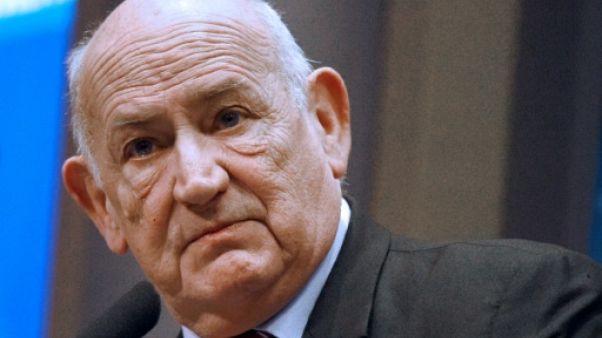 Pro D2: minute d'applaudissements commune pour Fajfrowski et Camou Pro D2: minute d'applaudissements commune pour Fajfrowski et Camou