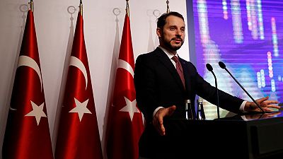 وزير المالية: تركيا لن تتردد في دعم القطاع المصرفي
