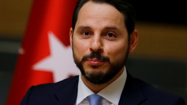 وزير مالية تركيا: سنتجاوز عقوبات أمريكا مع شركاء آخرين وزير مالية تركيا: سنتجاوز عقوبات أمريكا مع شركاء آخرين