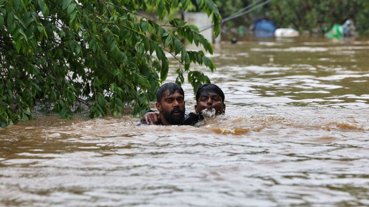 ارتفاع عدد قتلى الفيضانات في جنوب الهند إلى 79 خلال أسبوع