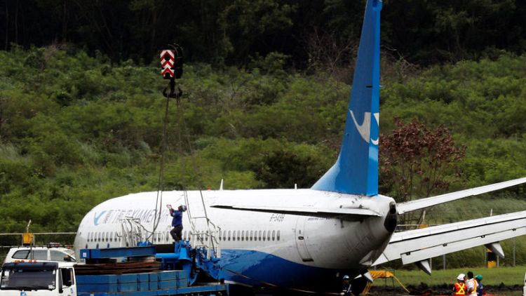 Xiamen Air plane skids off Philippine runway, disrupting flights