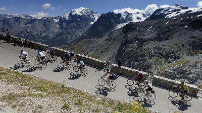 Passo Stelvio riservato ai ciclisti Passo Stelvio riservato ai ciclisti