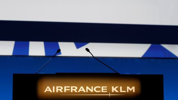 Air France-KLM shares fall, Dutch pilots threaten to strike Air France-KLM shares fall, Dutch pilots threaten to strike