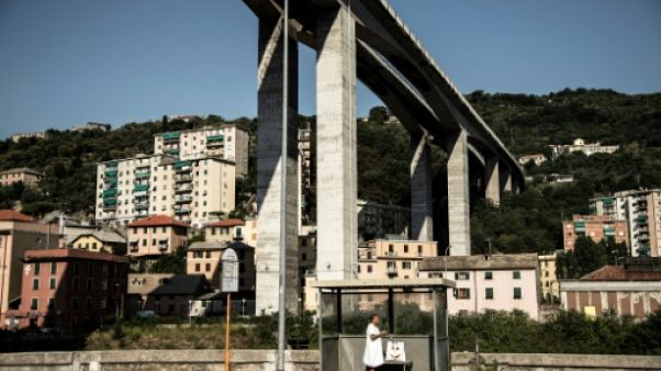 A Gênes, la vie à l'ombre d'un pont d'autoroute A Gênes, la vie à l'ombre d'un pont d'autoroute