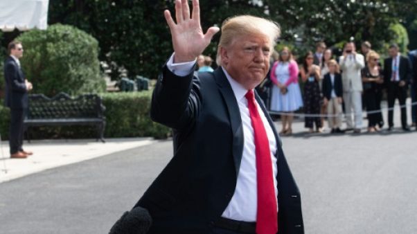 Trump dénonce "un jour très triste" à la reprise du procès de son ex-chef de campagne Trump dénonce "un jour très triste" à la reprise du procès de son ex-chef de campagne