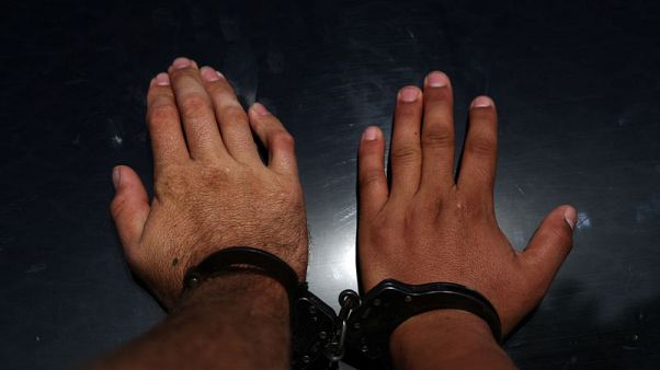 U.S. judge approves plan to reunite separated immigrant families U.S. judge approves plan to reunite separated immigrant families