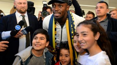Usain Bolt arrive en Australie pour assouvir son rêve de devenir footballeur pro