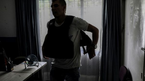 Militant des droits de l'homme à Medellin: le défi de rester en vie en Colombie Militant des droits de l'homme à Medellin: le défi de rester en vie en Colombie