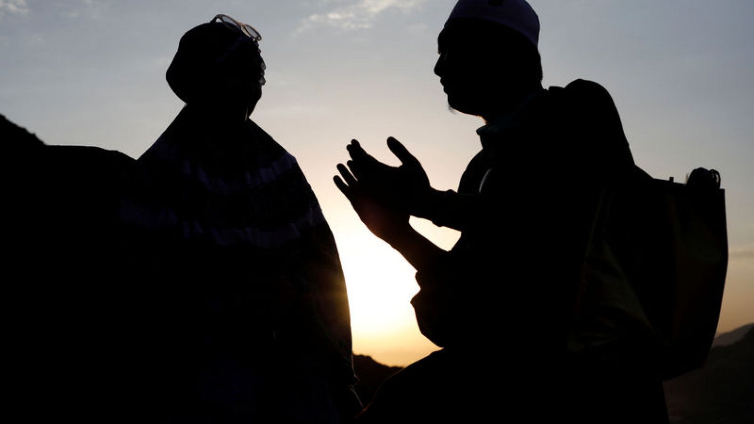 الحجاج يتدفقون على مكة استعدادا لمناسك الحج