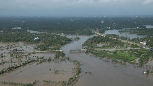 Inde: le bilan des inondations au Kerala passe à 357 morts Inde: le bilan des inondations au Kerala passe à 357 morts