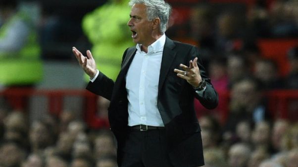 Manchester United: Mourinho fustige le manque de classe de City Manchester United: Mourinho fustige le manque de classe de City