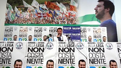 Imbrattata sede Lega Bergamo Imbrattata sede Lega Bergamo