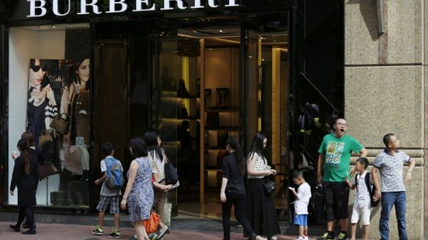 Global luxury brands again chase China's young, rich and spendthrift Global luxury brands again chase China's young, rich and spendthrift