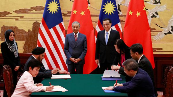 Mahathir says China will sympathise with Malaysia's problems Mahathir says China will sympathise with Malaysia's problems