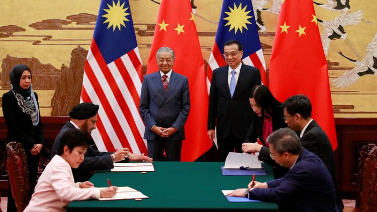 Mahathir says China will sympathise with Malaysia's problems