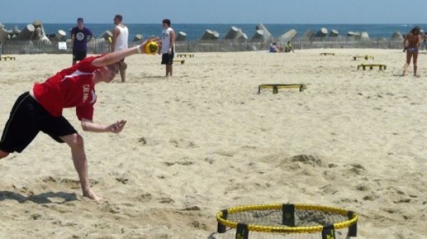 Sport qui monte, le Spikeball séduit déjà des millions de joueurs Sport qui monte, le Spikeball séduit déjà des millions de joueurs