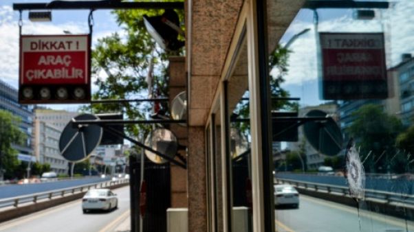 Turquie: coups de feu contre l'ambassade américaine, aucune victime Turquie: coups de feu contre l'ambassade américaine, aucune victime