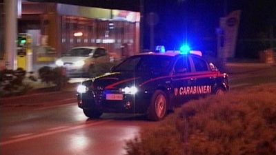 Tenta incendio casa ma rimane ustionato Tenta incendio casa ma rimane ustionato