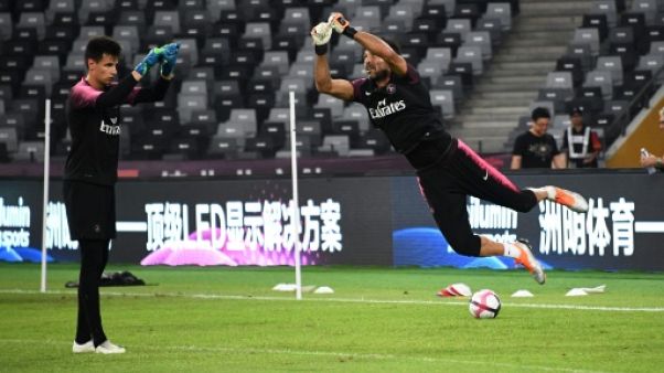 PSG: le jeune gardien Descamps prolongé et prêté à Clermont PSG: le jeune gardien Descamps prolongé et prêté à Clermont