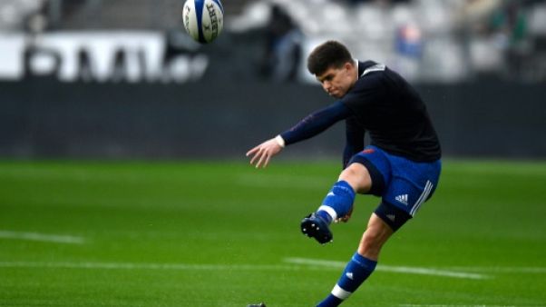 Top 14 et XV de France: Jalibert absent au moins six mois Top 14 et XV de France: Jalibert absent au moins six mois