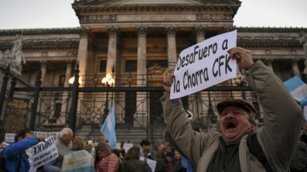Mobilisation pour la levée de l'immunité de l'ex-présidente Kirchner Mobilisation pour la levée de l'immunité de l'ex-présidente Kirchner